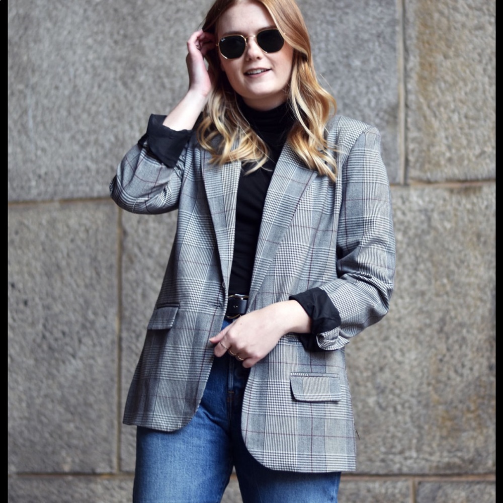 Boyfriend Blazer Sz 2 Like New Plaid Sold Out